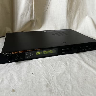 Roland SDE-330 SDE 330 Dimensional Space Delay New internal battery!