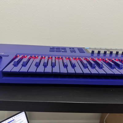 Native Instruments Komplete Kontrol S61 Mk2 2020s - Ultra
