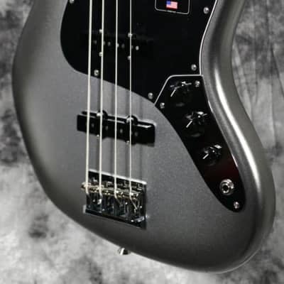 Fender - American Professional II Jazz Bass® image 3