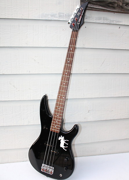 Yamaha rbx200 bass deals guitar