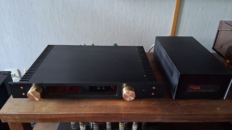 Restek Factor + power supply  			