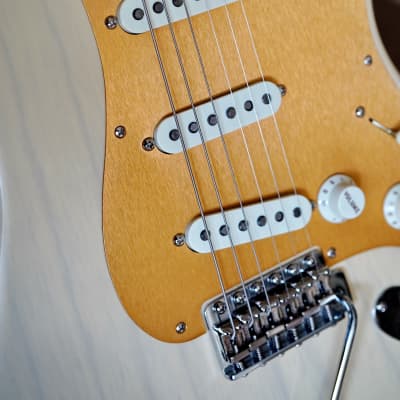 Fender STRATOCASTER CS AMERICAN CUSTOM HONEY BLOND ASH ROASTED TIGER V NECK 2023 - Honey Blonde image 10