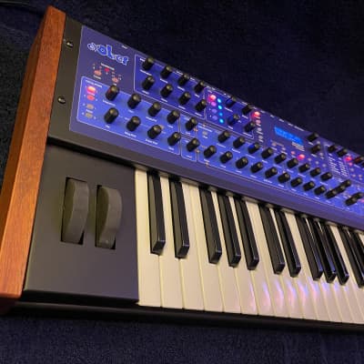 Dave Smith Instruments Mono Evolver 32-Key Monophonic Synthesizer 2006 - 2010 - Blue with Wood Sides