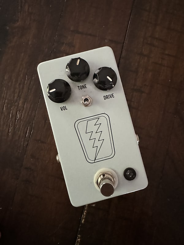 JHS SUPERBOLT V1 エフェクター JHS Pedals SuperBolt Overdrive Review - Premier Guitar