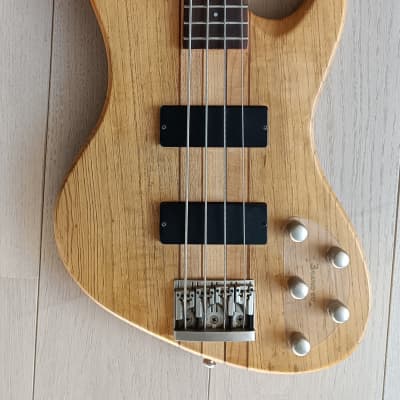 個性派アクティブベース DeArmond Pilot 4-String Bass - メルカリ