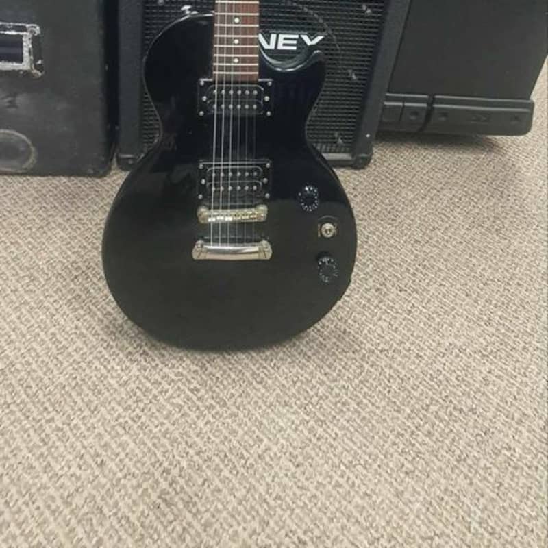 Silvertone PAUL STANLEY PS AP 1 Apocalypse Special KISS guitar w/box |  Reverb UK