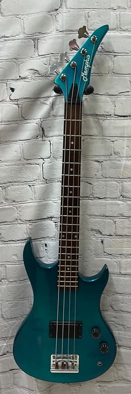 Casino '24 Series' Short Scale Tune-Style Electric Bass Guitar Set