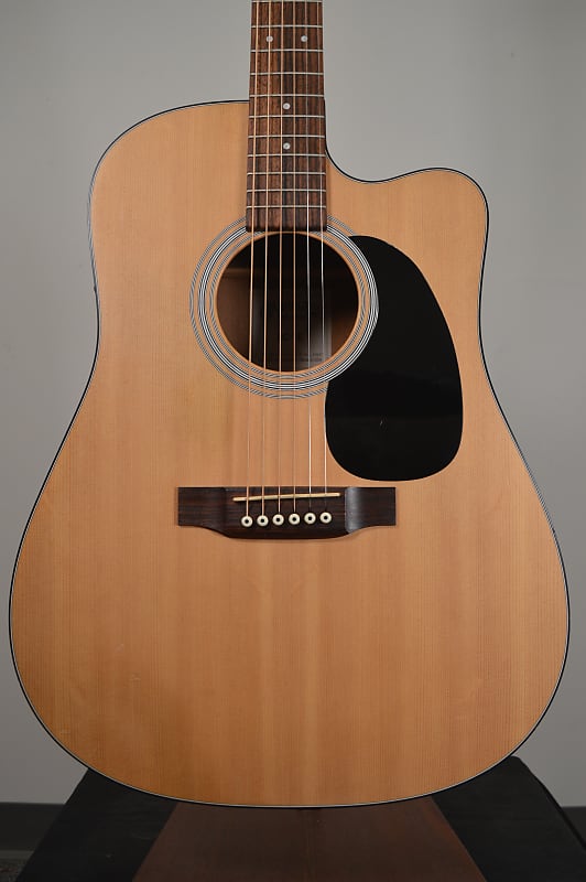 Martin DC-1E 2009 Spruce/Mahogany | Reverb