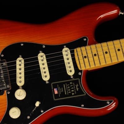 Fender American Ultra Luxe Stratocaster - MN PRB (#132) image 3