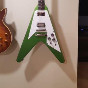 Gibson Flying V 1991 - custom Envy Green color image 2