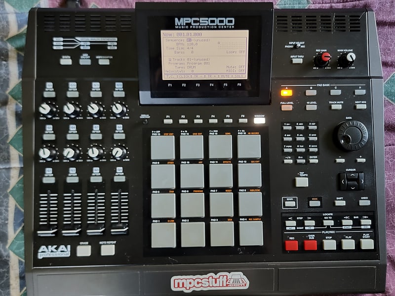 Akai MPC5000 Music Production Center 2008 - 2013 - Black