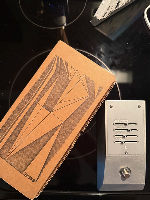 Electronic Audio Experiments 0xEAE Boost