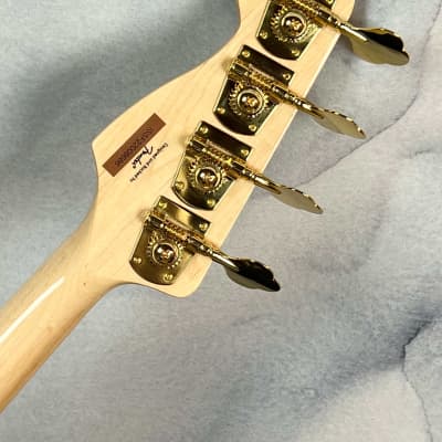 Squier 40th Anniversary Loaded Jazz Bass Neck with Bound Laurel Fingerboard, Block Inlays image 3