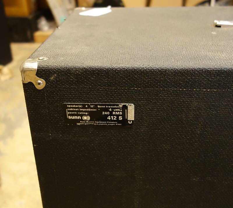 Vintage Sunn 4x12 412 S electric guitar cabinet (original speakers)