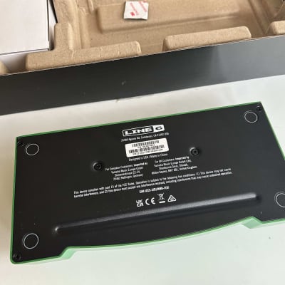 Line 6 DL4 MkII 2022 - Present - Green / Black image 3