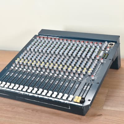 Allen & Heath WZ4 16:2 MixWizard 16-Channel Mixer