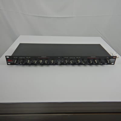 dbx 166XL Stereo Compressor / Limiter / Gate | Reverb