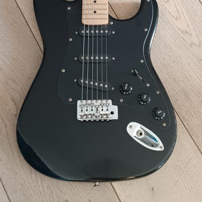 Sunn Fender Mustang Stratocaster 1980s - Black image 6