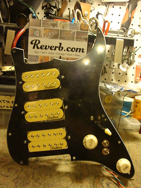 Triple humbucker outlet strat