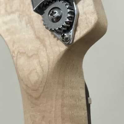 Squier Mini Precision Bass 2020 - Present - Dakota Red image 7