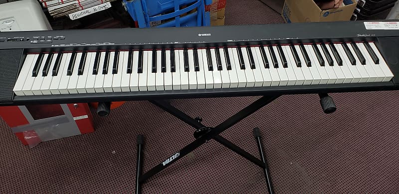 Yamaha Portable Grand NP-30 STAND INCLUDED | Reverb