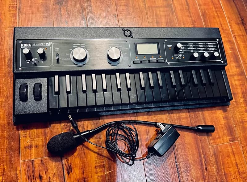 Korg MicroKorg XL 37-Key Synthesizer/Vocoder | Reverb Canada