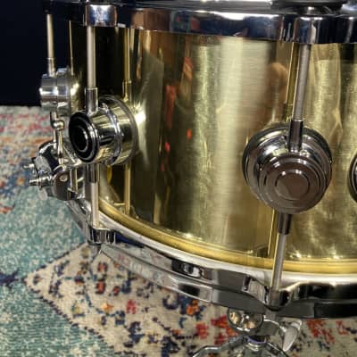 DW - 14x6.5" Collector's Series, Bell Brass Snare Drum, Immaculate 2015-2016 - Brass image 4