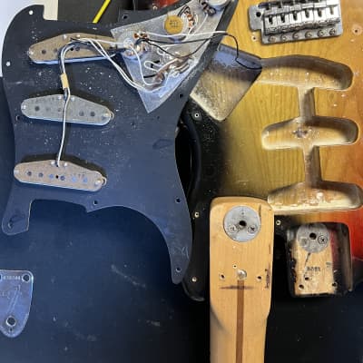 Fender Stratocaster 1976 Sunburst All Orig with orig Case & Case Candy image 14