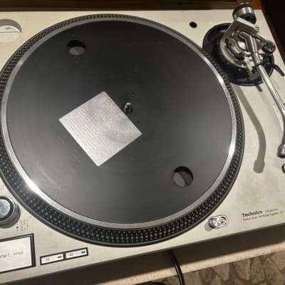 2 Technics SL1200 MK5-K in Excellent Condition with Original Box