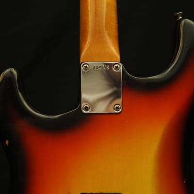 Fender Stratocaster 1965 - 3 Tone Sunburst image 10
