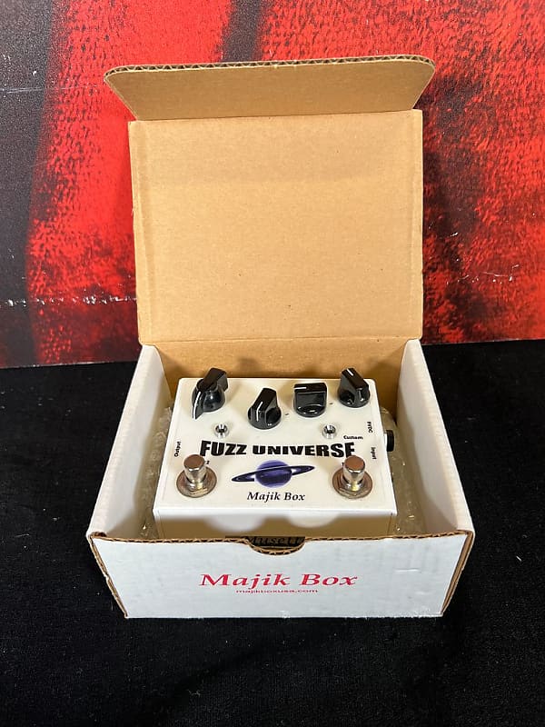 FUZZ UNIVERSE 