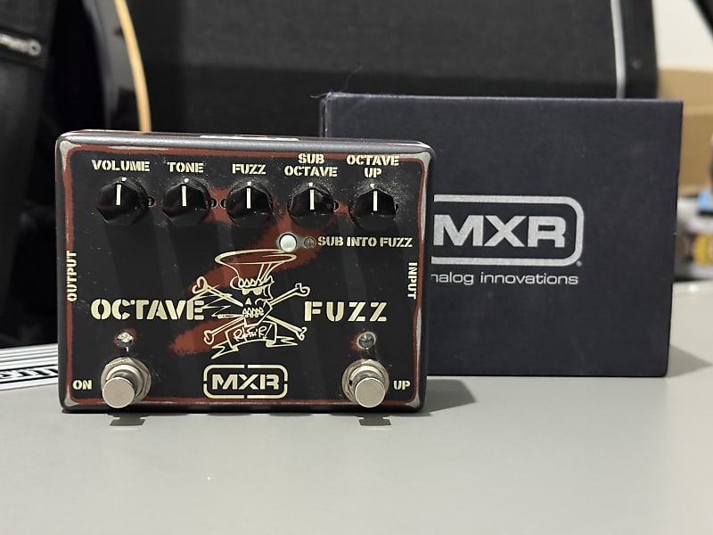 MXR SF01 Slash Octave Fuzz
