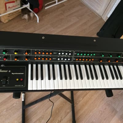 Vermona Synthesizer - Analog keyboard from Eastern Germany (DDR) image 2