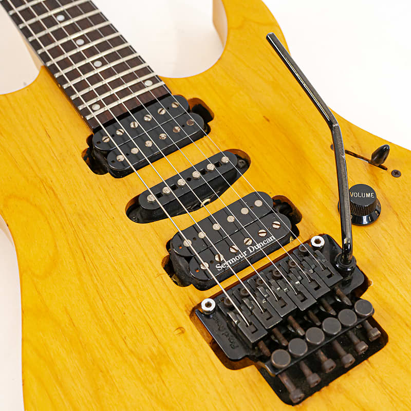 Yamaha RG-421D RG Style Electric Guitar w/ 24 frets, HSH Yamaha RG-421D RG Style Electric Guitar w/ 24 frets, HSH