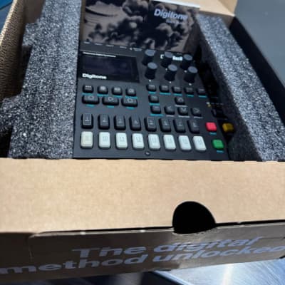 Elektron Digitone 8-Voice Digital Synthesizer 2017 - 2024 - Black