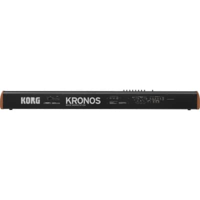 Korg Kronos 2 88-key Synthesizer Workstation, Korg HCKRONOS288BLK Case Bundle image 4