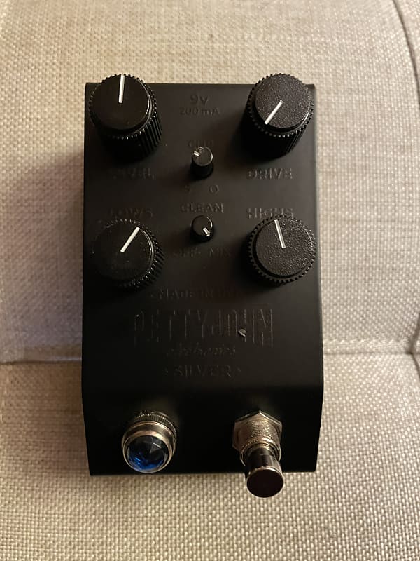 Pettyjohn Electronics Silver Blackout 2022 Blackout Reverb