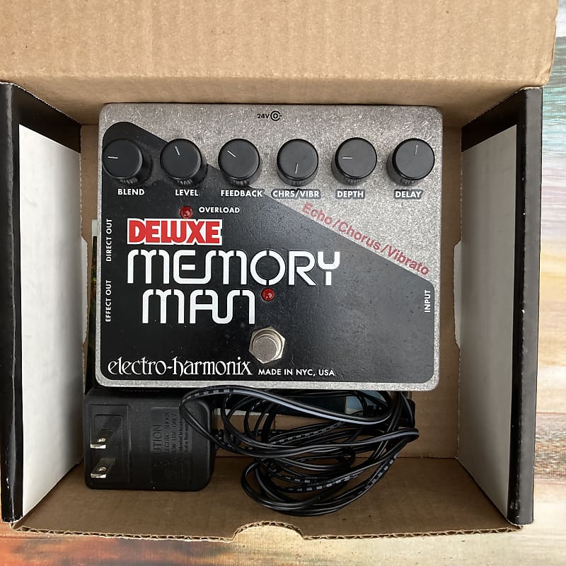 Electro-Harmonix Deluxe with box and power supply Memory Man 550Ms 