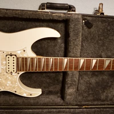 Steve Vai owned/concert played/ SMASHED on STAGE guitar for sale