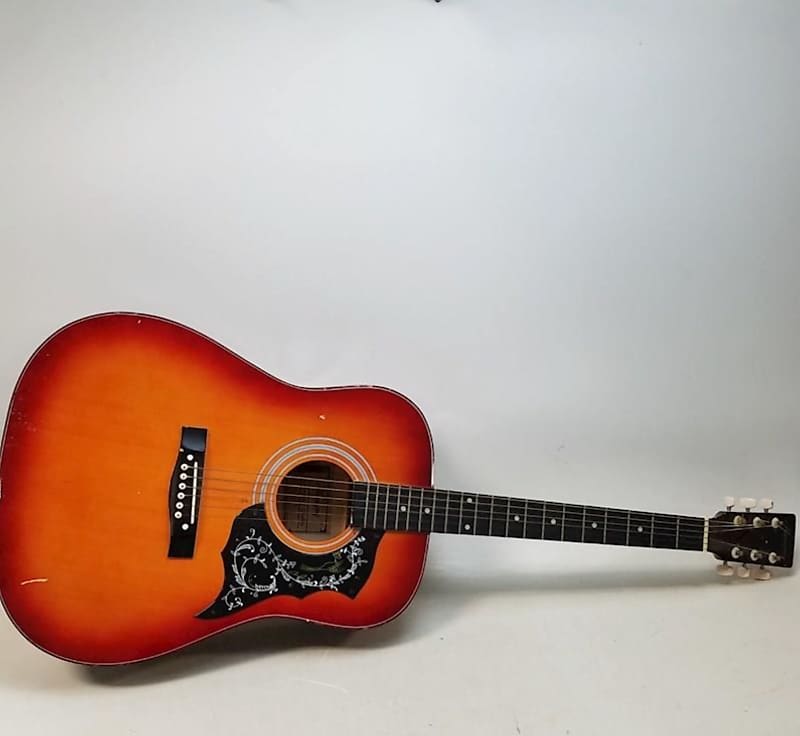 Harmony Acoustic Guitar - 1970's - Hummingbird Sunburst