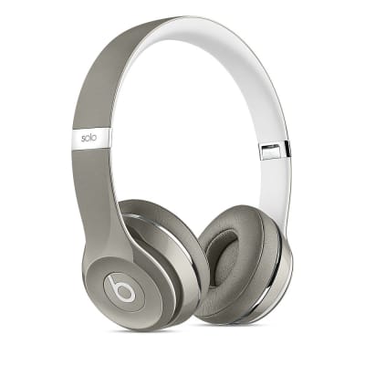 Beats by Dr. Dre Solo2 On-Ear Wired Headphones (Luxe Edition) in Silver image 7