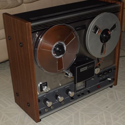 Teac A 4300sx Reel To Reel Tape Deck.