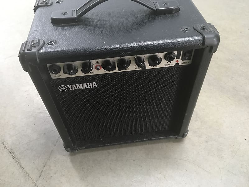 Yamaha GA 15 Amplifier in very good condition image 1