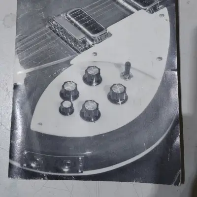 Original 1983 Rickenbacker Guitar & Bass Manual And Warrantee Hang Tag image 2
