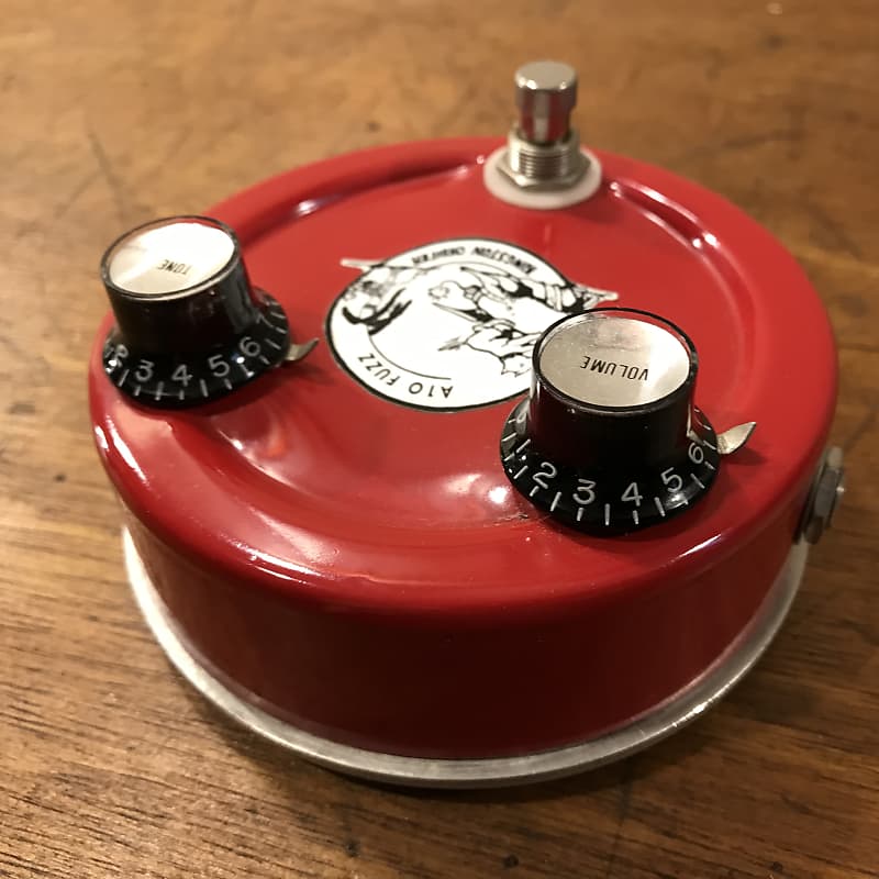 Kingston Orbiter A-10 Fuzz pedal- I don't know anything