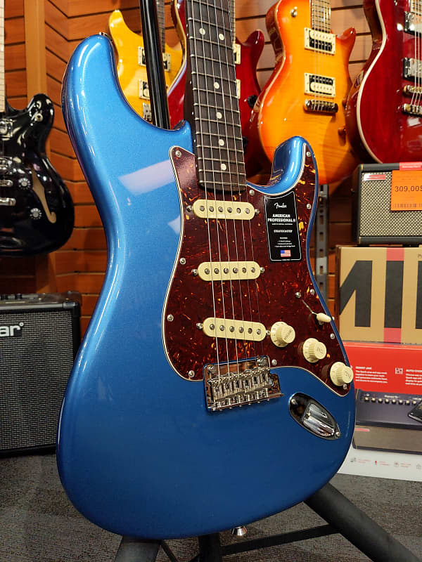 Fender American Professional II Stratocaster with Rosewood Neck 2021 - Lake Placid Blue image 1