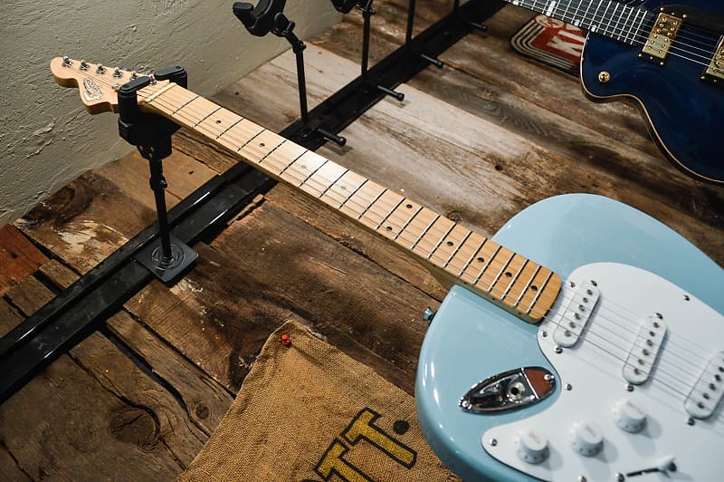 Dewey Decibel FlipOut Guitar Blue | Reverb