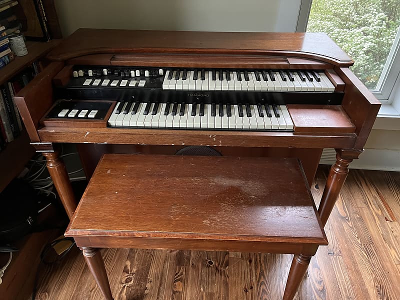 Hammond M3 Organ with Motion Sound Amp (Set) Reverb
