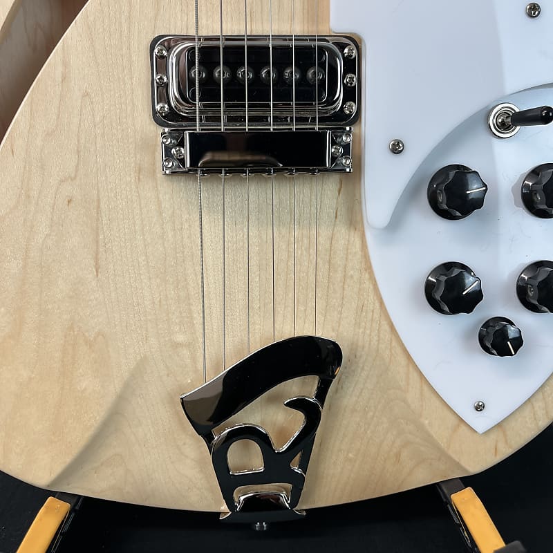 Rickenbacker 330 | Reverb