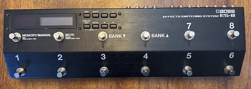 Boss ES-8 Effects Switching System | Reverb Canada